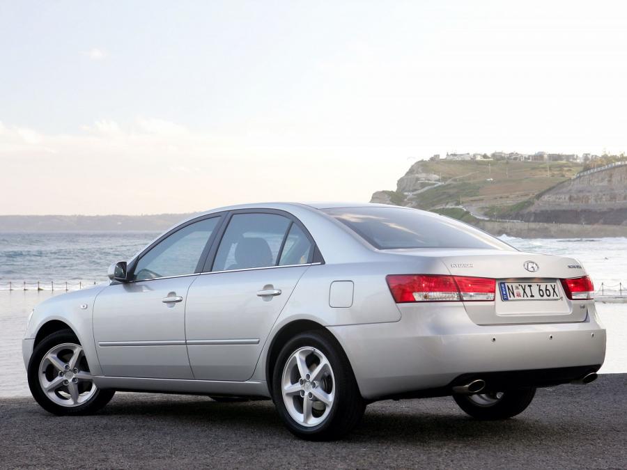 Hyundai Sonata 2005 года  (AU) (фото 6 из 11)